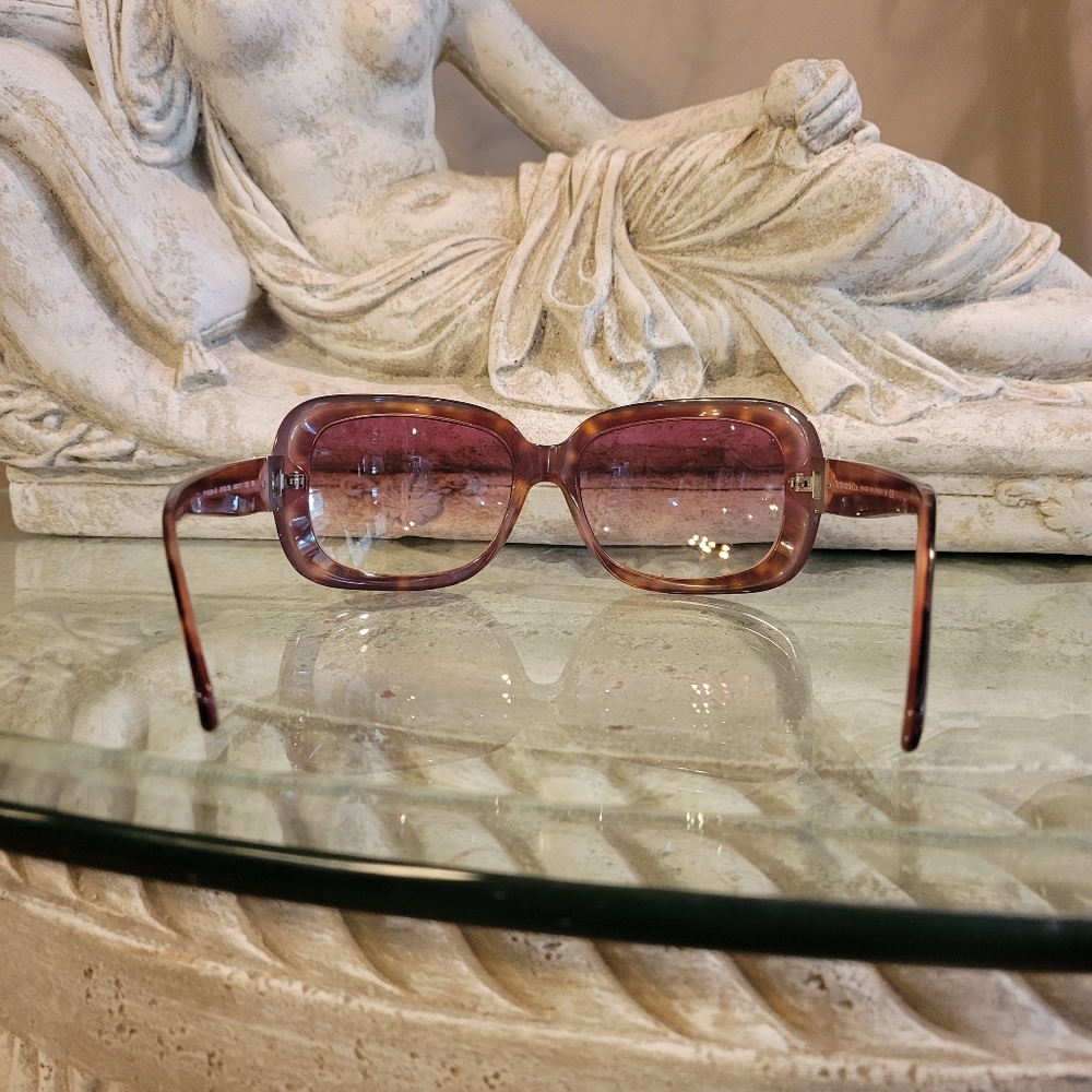 Tiffany & Company TF 4034 Pillow Shape Perscription Sunglasses. #496 - Picture 7 of 16